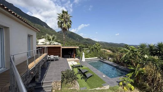 Luxury home in Santa-Maria-Poggio, Upper Corsica
