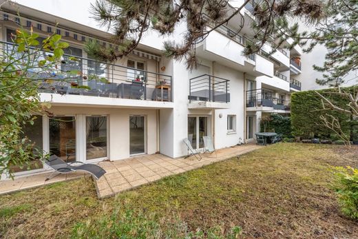 Appartamento a Courbevoie, Hauts-de-Seine