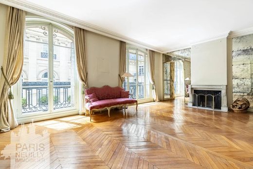 Apartment in La Muette, Auteuil, Porte Dauphine, Paris