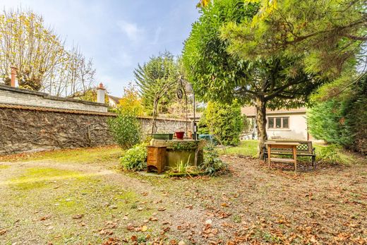 Casa di lusso a Saint-Maur-des-Fossés, Val-de-Marne