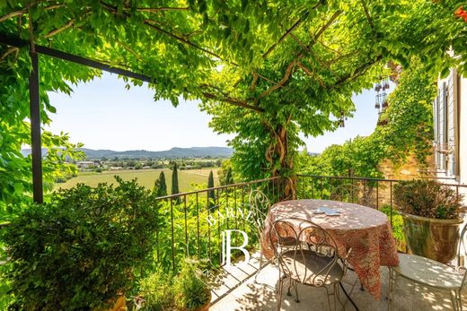 Luxury home in Cadenet, Vaucluse