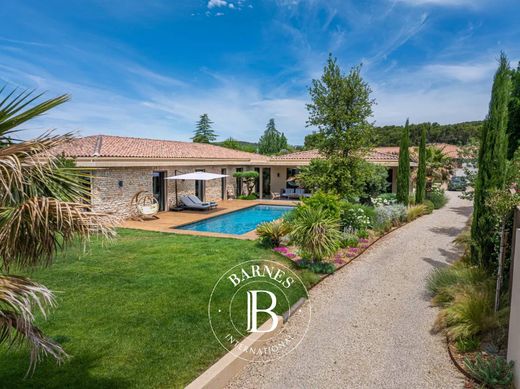 Luxury home in Éguilles, Bouches-du-Rhône