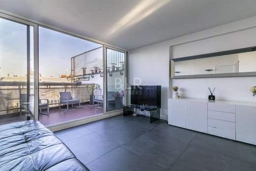 Appartement in Canal Saint Martin, Château d’Eau, Porte Saint-Denis, Paris