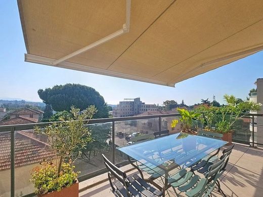 Appartamento a Saint-Laurent-du-Var, Alpi Marittime