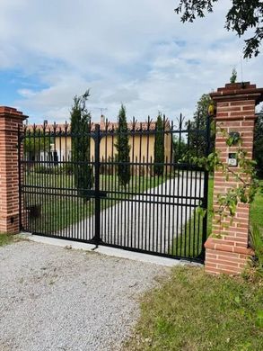 Labastide-Beauvoir, Upper Garonneの高級住宅