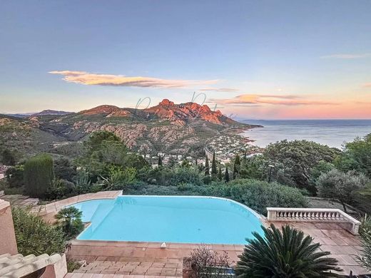 Saint-Raphaël, Varのヴィラ