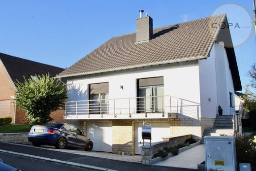 Luksusowy dom w Dahlem, Garnich