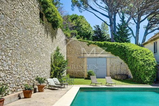 Luxury home in Velaux, Bouches-du-Rhône