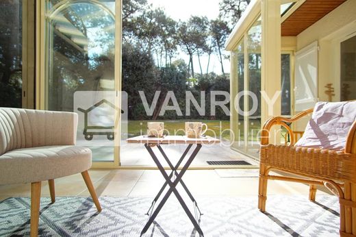 Villa in Pyla sur Mer, Gironde