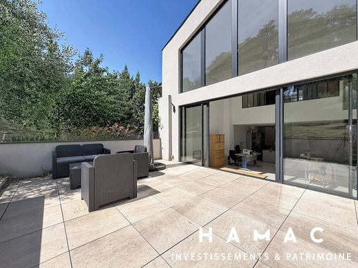 Loft à Sainte-Foy-lès-Lyon, Rhône
