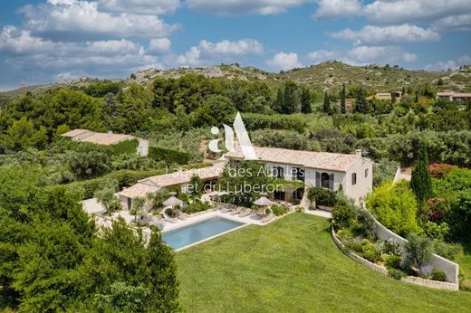 Maussane-les-Alpilles, Bouches-du-Rhôneのカントリー風またはファームハウス