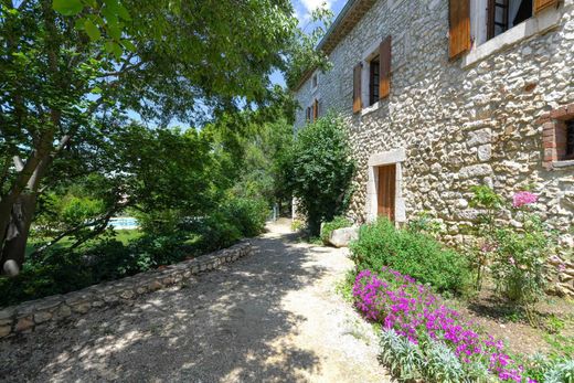 Maison de luxe à Bouquet, Gard