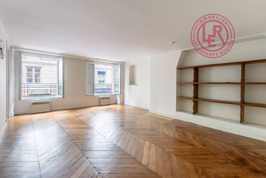 Apartment in Tour Eiffel, Invalides – Ecole Militaire, Saint-Thomas d’Aquin, Paris
