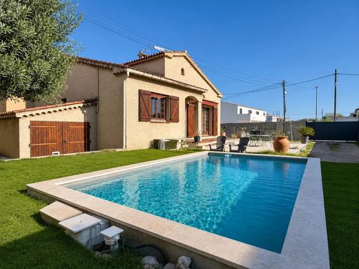 Casa di lusso a Saint-Victoret, Bocche del Rodano