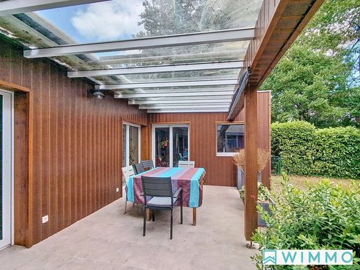 Pessac, Girondeの高級住宅