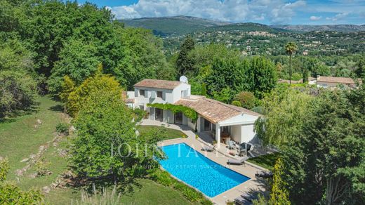 Luxury home in Châteauneuf-Grasse, Alpes-Maritimes