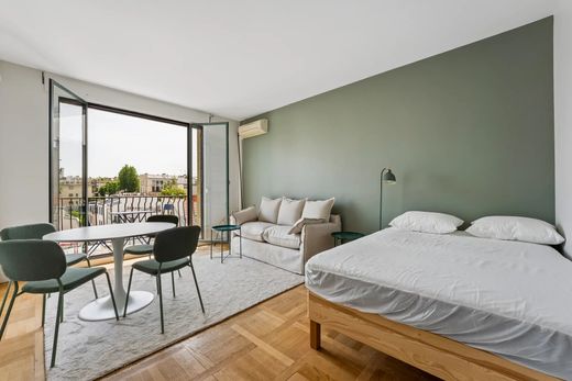 Apartament w Neuilly-sur-Seine, Hauts-de-Seine