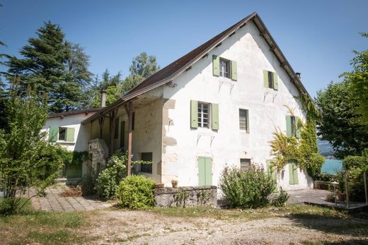 Apartment in Le Bourget-du-Lac, Savoy