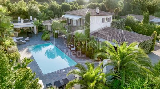 Villa in La Colle-sur-Loup, Alpes-Maritimes