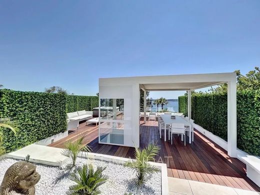 Apartment in Cannes, Alpes-Maritimes