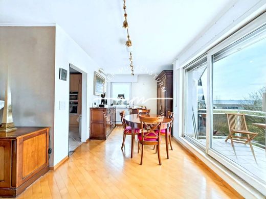 Apartment in Leudelange, Canton d'Esch-sur-Alzette