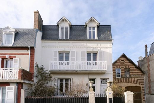 Luxury home in Villerville, Calvados