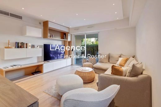 Διαμέρισμα σε Σαν Τροπέ, Var