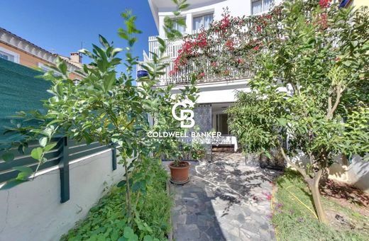 Casa di lusso a Perpignano, Pirenei Orientali