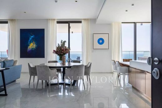 Apartment / Etagenwohnung in Limassol, Limassol District