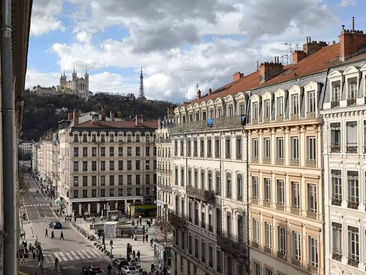 Apartment in Lyon, Rhône