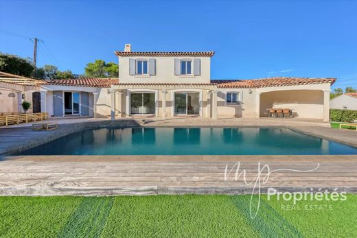 Luxe woning in Cuers, Var