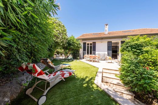 Villa in Le Cannet, Alpes-Maritimes