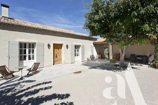 Saint-Rémy-de-Provence, Bouches-du-Rhôneの高級住宅