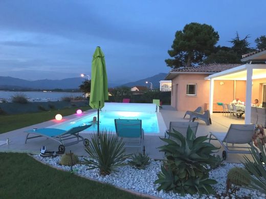 Villa a Porticcio, Corsica del Sud