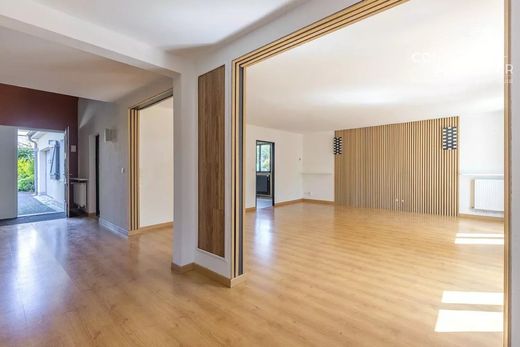 Luxury home in Augny, Moselle