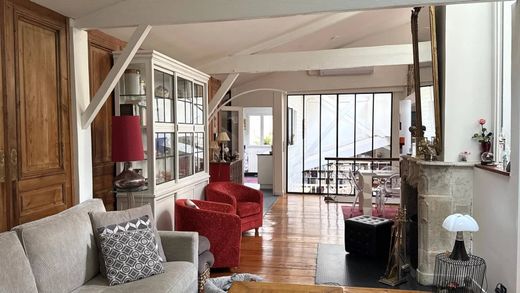 Luxury home in Bordeaux, Gironde