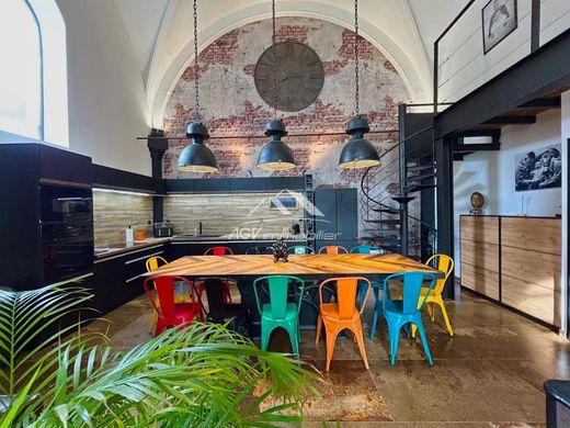 Luxury home in Alès, Gard