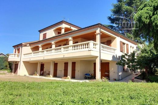 Luxury home in Anneyron, Drôme