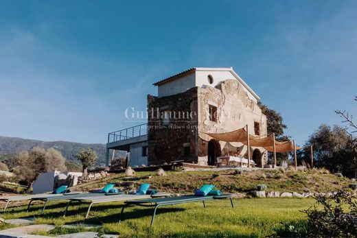 Villa à Fozzano, Corse-du-Sud