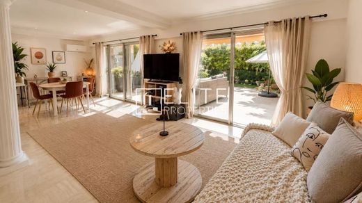 Appartement à Le Cannet, Alpes-Maritimes