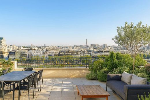 Apartment in Meudon, Hauts-de-Seine