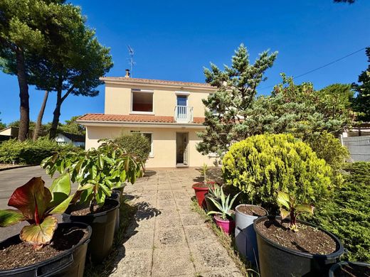 Luxus-Haus in Saint-Brevin-les-Pins, Loire-Atlantique