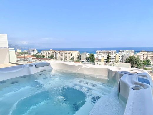 Piso / Apartamento en Roquebrune-Cap-Martin, Alpes Marítimos