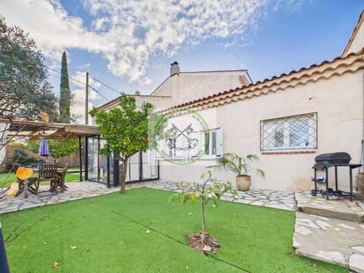 Luxury home in Roquebrune-sur-Argens, Var