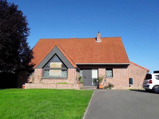 Luxe woning in Beuvry-la-Forêt, North