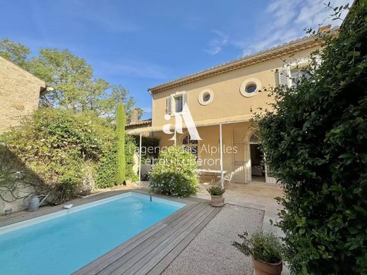 منزل ﻓﻲ Maussane-les-Alpilles, Bouches-du-Rhône