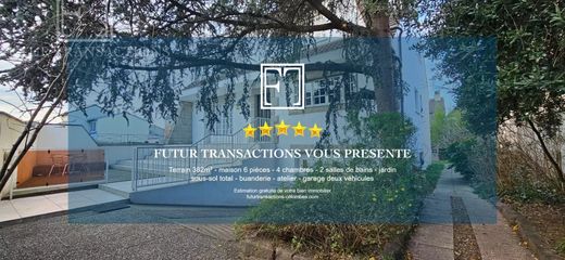 Colombes, Hauts-de-Seineの高級住宅