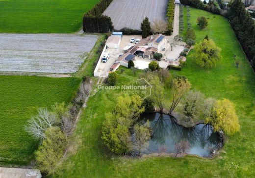 Luxury home in Monteux, Vaucluse