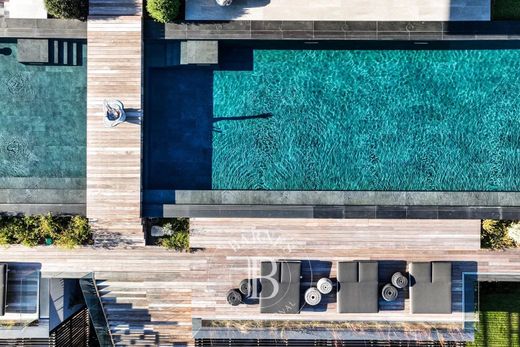 Villa en Sainte-Lucie de Porto-Vecchio, Córcega del Sur