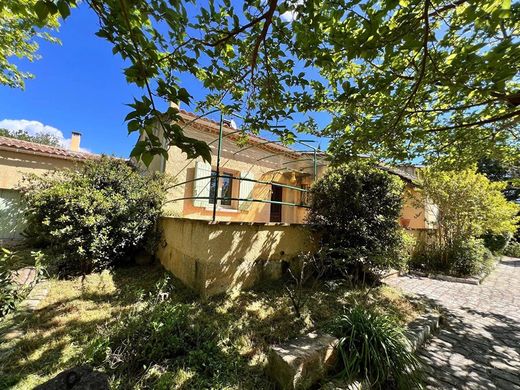 Casa di lusso a Paradou, Bocche del Rodano